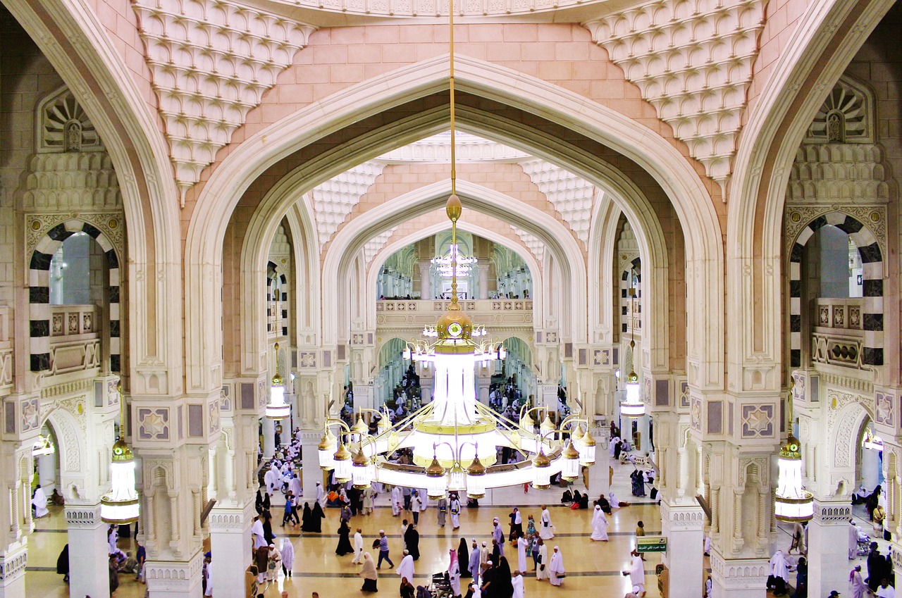 Bisnis Travel Umrah Terdampak Kewajiban Perekaman Biometrik untuk Visa